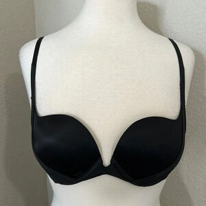 VICTORIAS SECRET black padded demi bra
